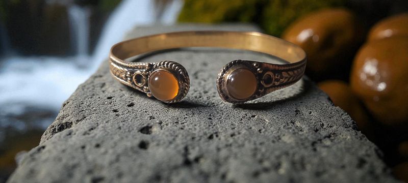 Handgemaakte armband verguld brons met Gele Agaat