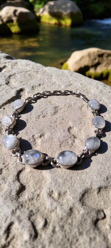 Handgemaakte armband 925 zilver met Maansteen