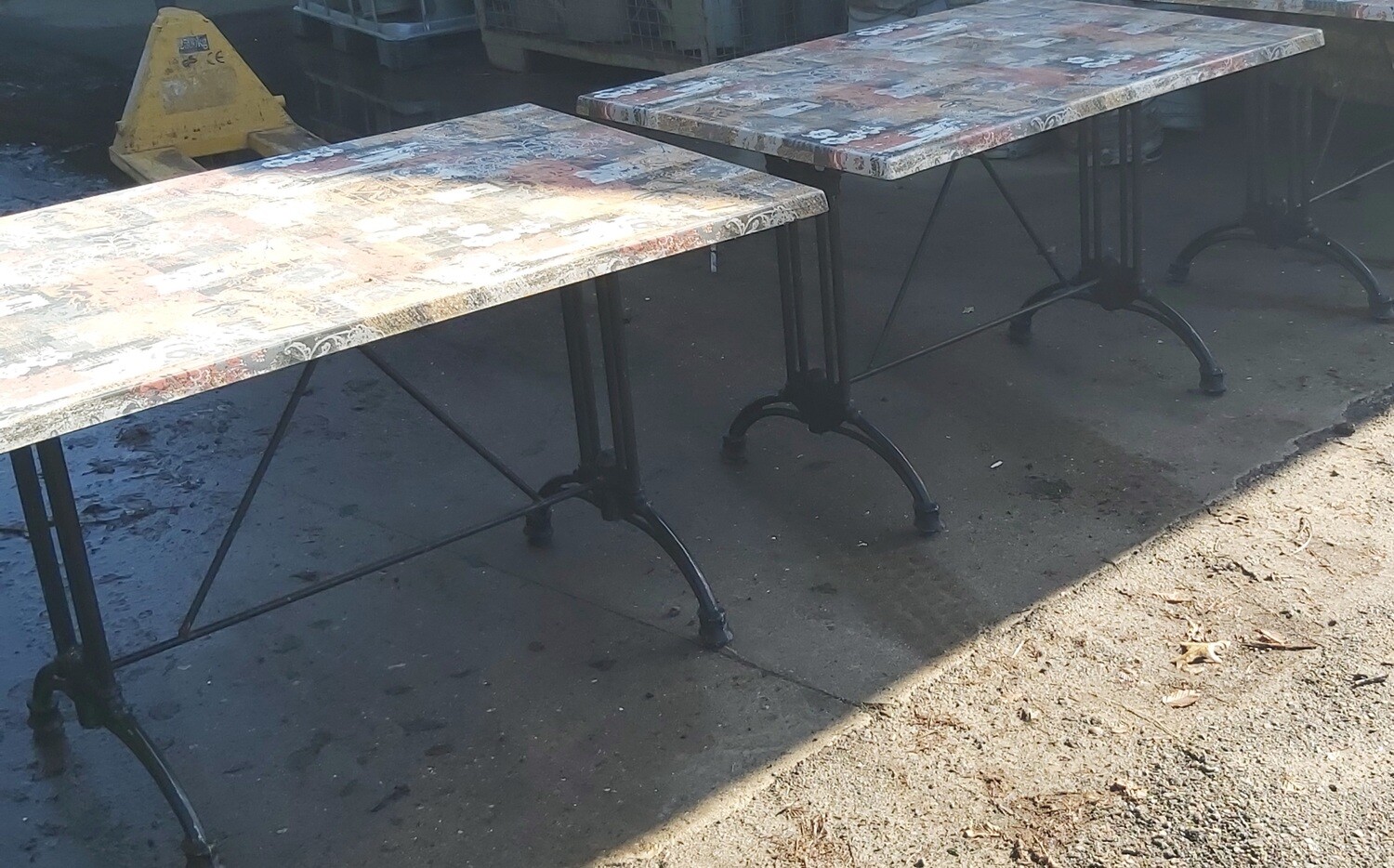 Vintage cafetafels met kunststof tafelblad mozaïek tafels