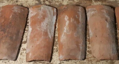 Dakpannen, antieke dakpannen. Antique roof tiles