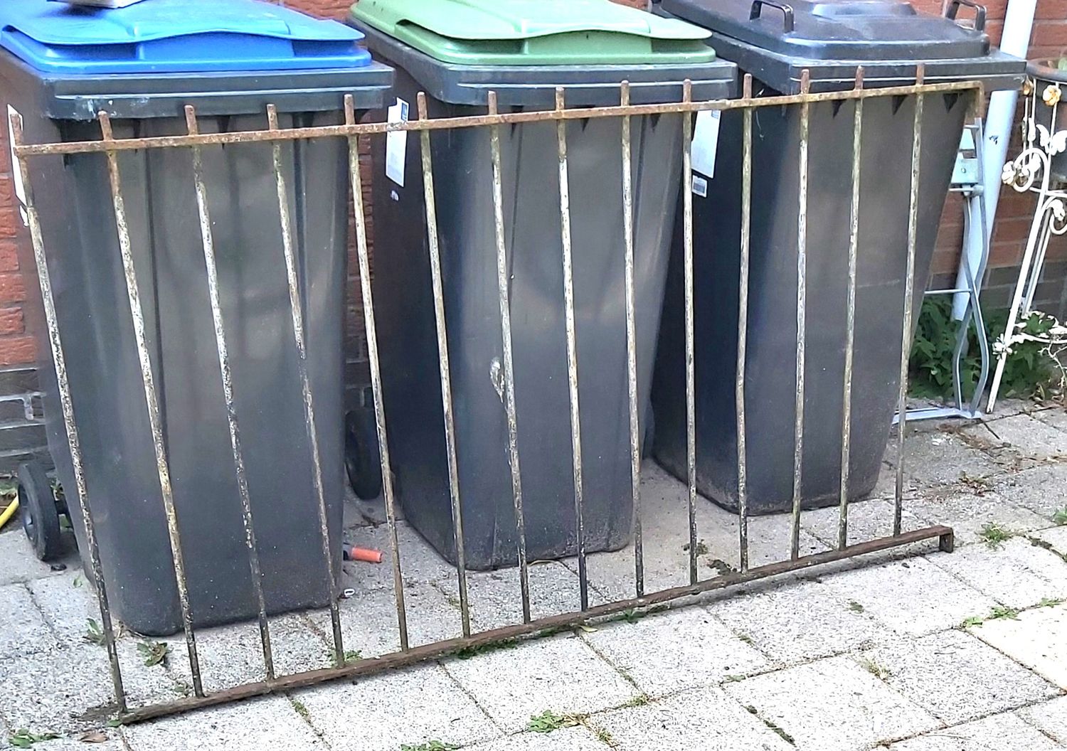 TUINHEKKEN IJZEREN TUINHEKKEN