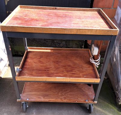 Trolley kar - fabriekskar - industriële kar