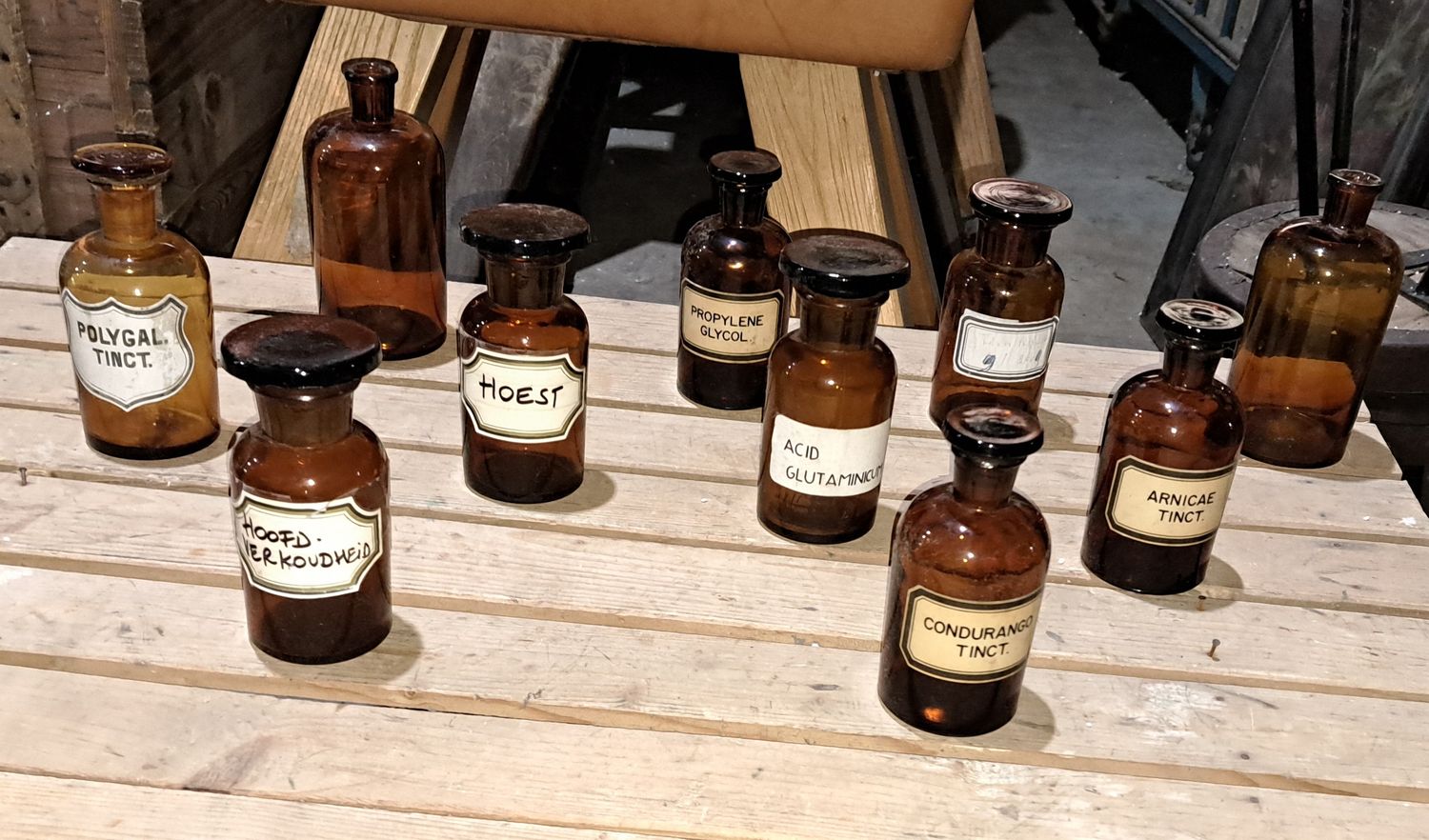 Vintage apothekersflessen