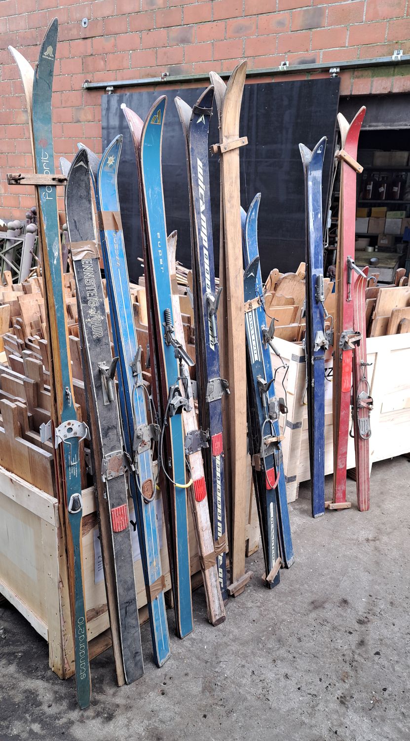 Ski&#39;s oude ski&#39;s decoratie