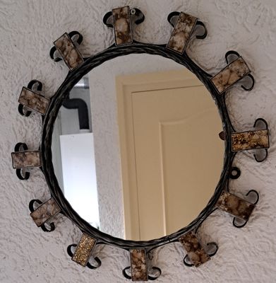Ronde spiegel in metalen frame