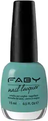 Groene vegan Nagellak Faby, natuurlijke nagellak zonder schadelijke stoffen