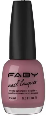 Paarse vegan nagellak Faby, natuurlijke nagellak zonder schadelijke stoffen