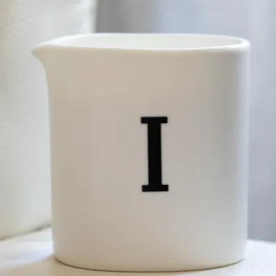 Love Yourself Massage Candle I - Madagascar Aroma I luxe geurkaars met kruidnagel, zwarte komijn en amber