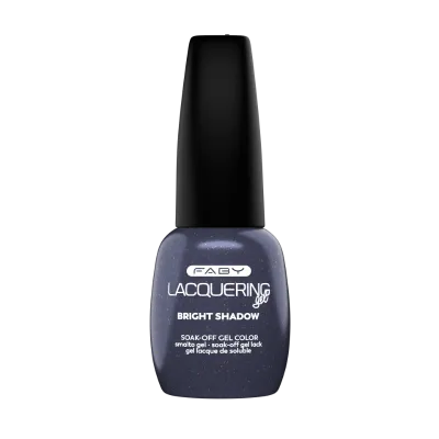 Bright Shadow - Lacquering Gel - 15ml Vernis gel violet Bright Shadow FABY avec shimmer – collection Euphoria Star, vegan et longue tenue.