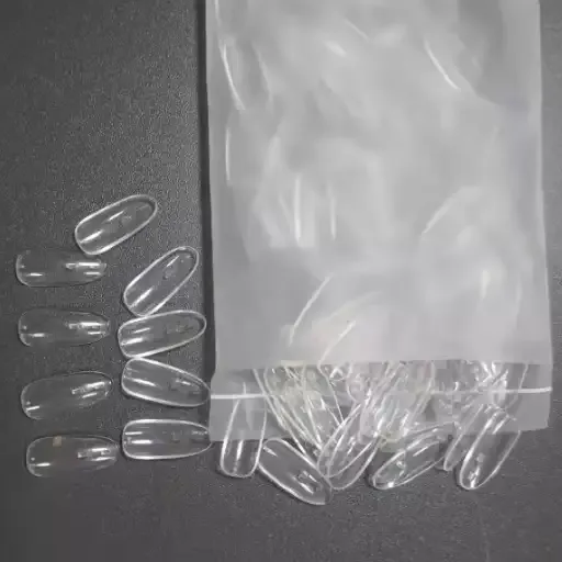 Nagelpalletjes voor nagelboeken, verkrijgbaar in transparant, ideaal voor het presenteren van nageldesigns en kleuren bij professionele nagelstyling.