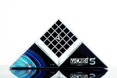 V-Cube 5 Flat