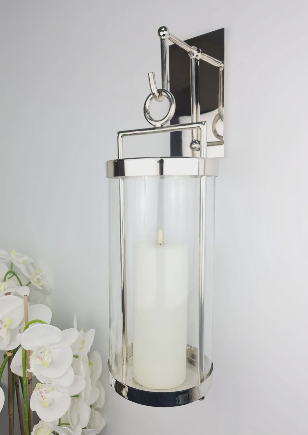 WALL HURRICANE HOLDER