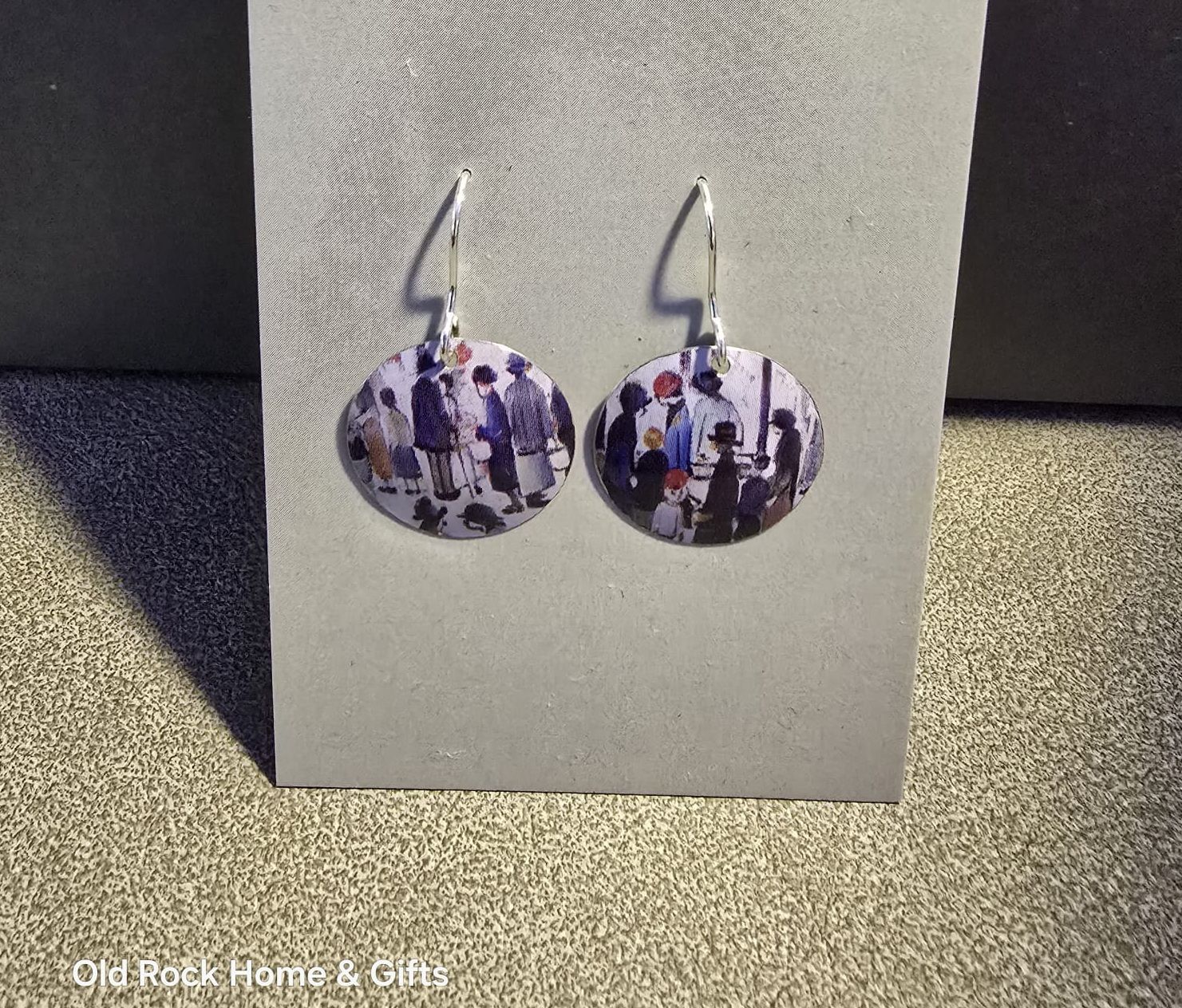 LOWRY MED EARRINGS