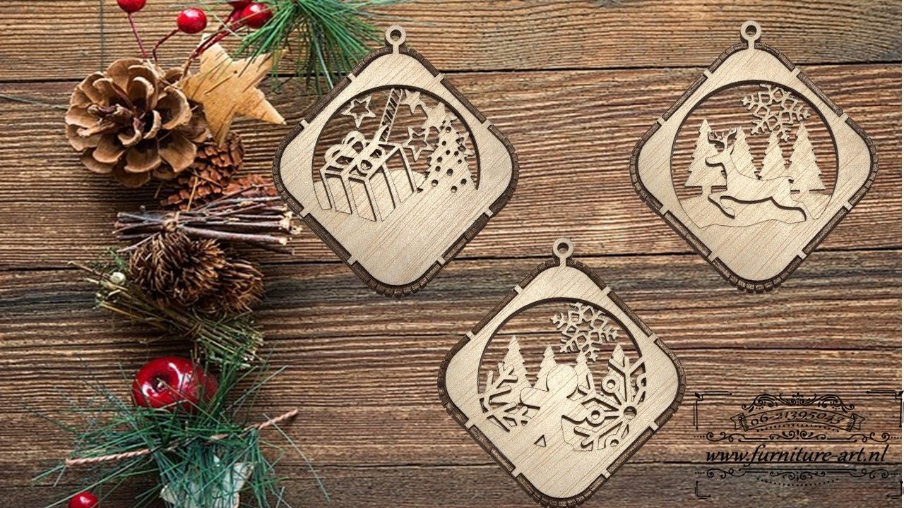 Set van 3 kerstballen in 3d vierkant