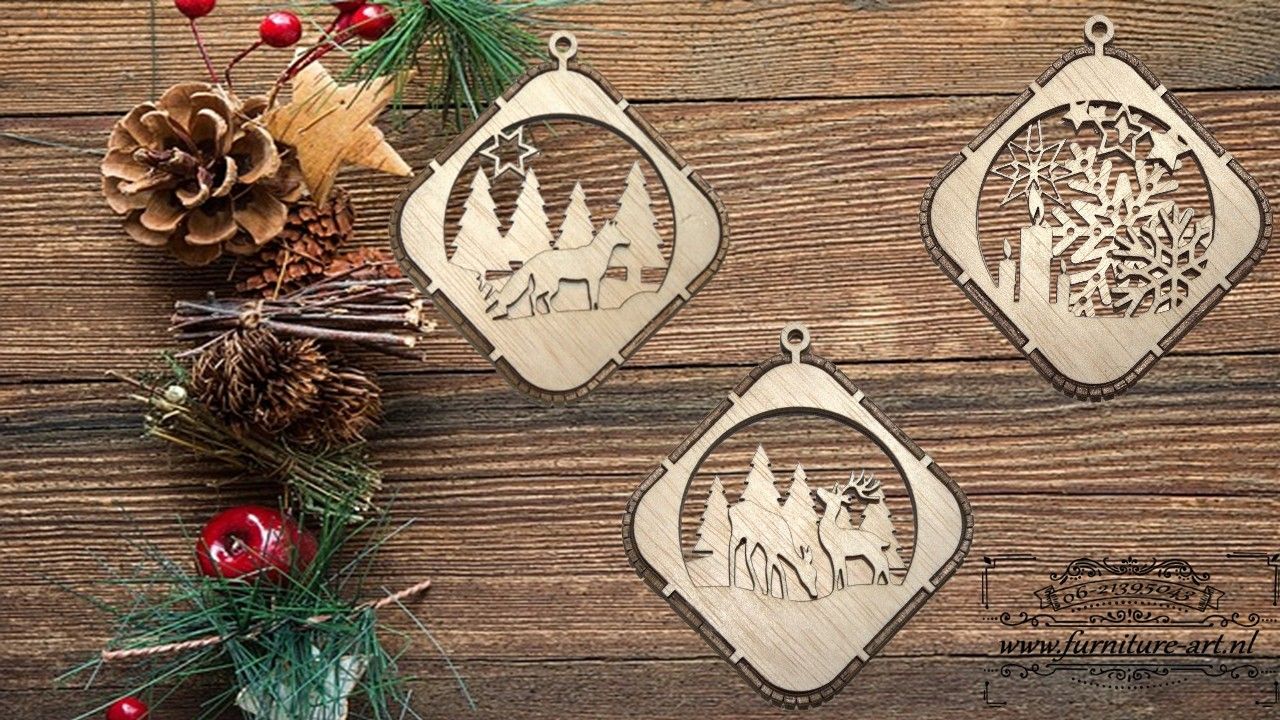 Set van 3 kerstballen in 3d vierkant
