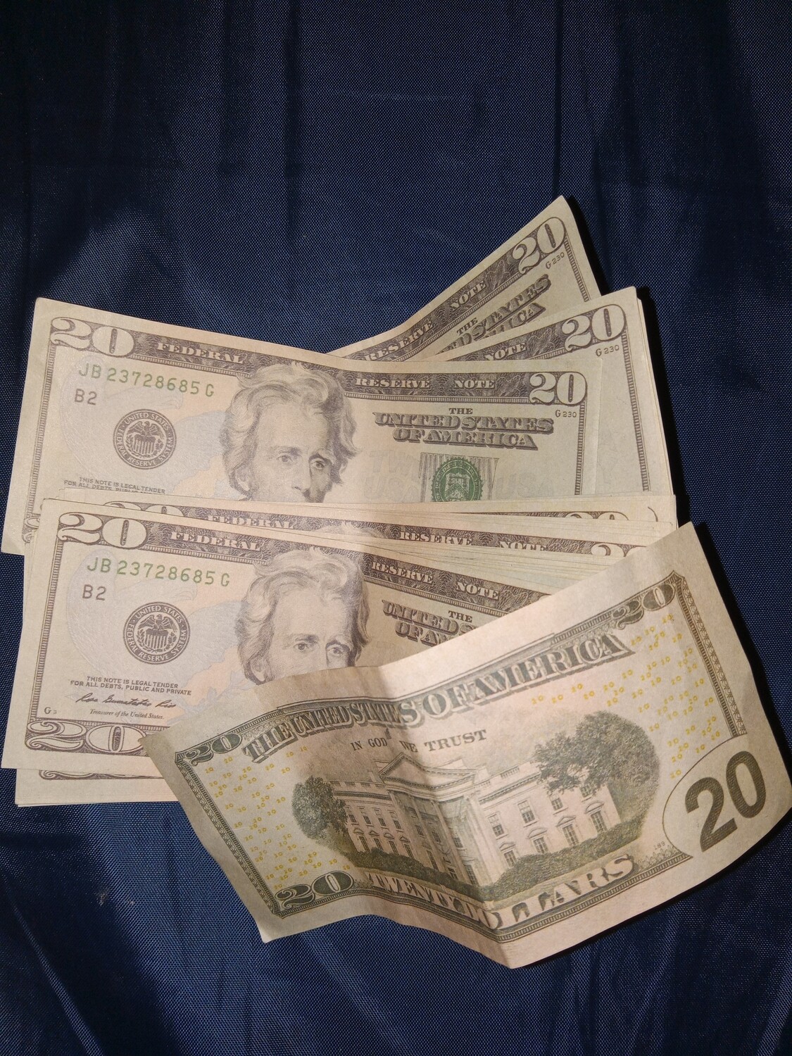 $500 in Cash/ 25 Crisp $20 Dollar Bills