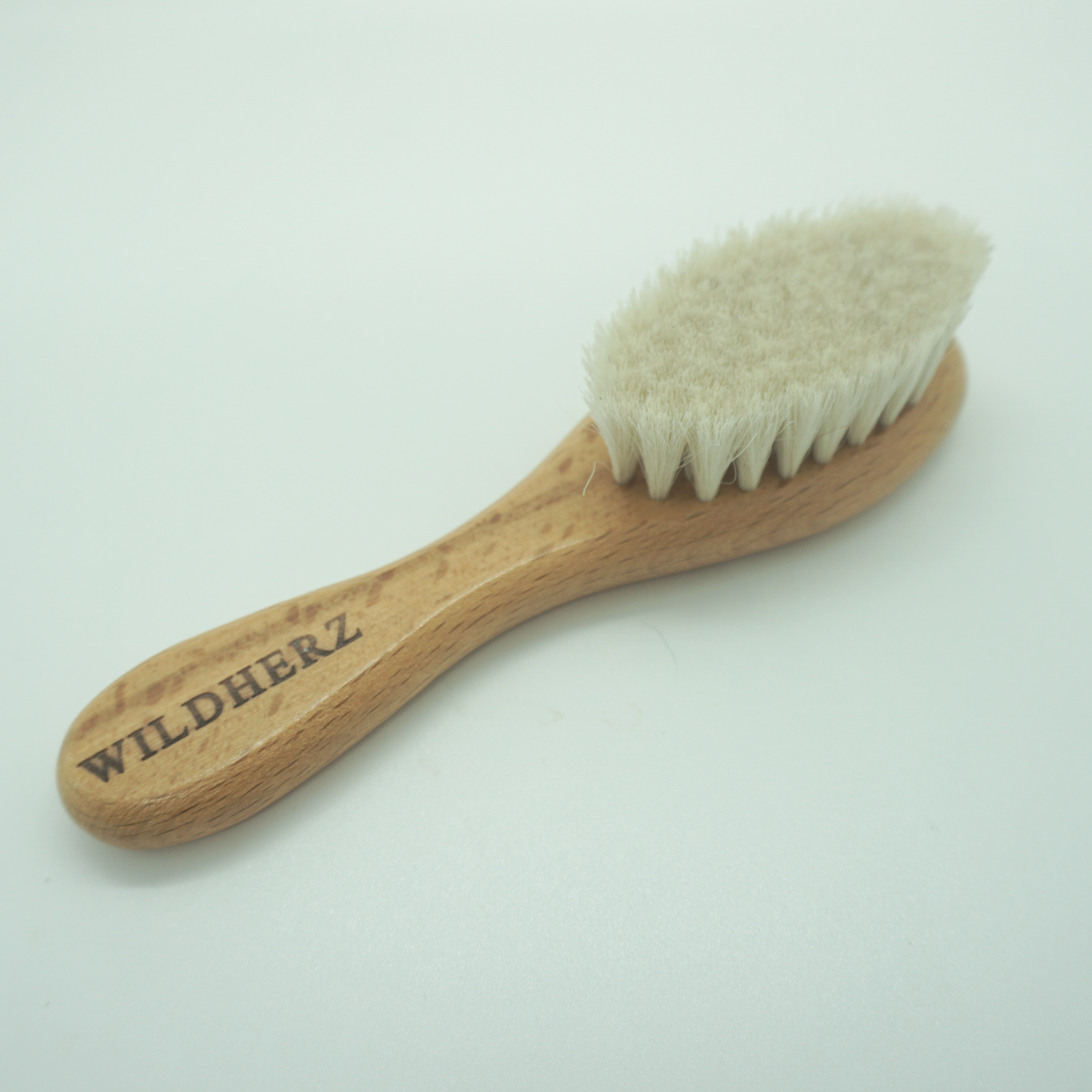 Baby Pflegebürste *WILDHERZ*