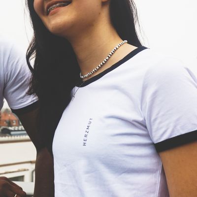 T-Shirt (s/w) *HERZMUT* Damen-Schnitt