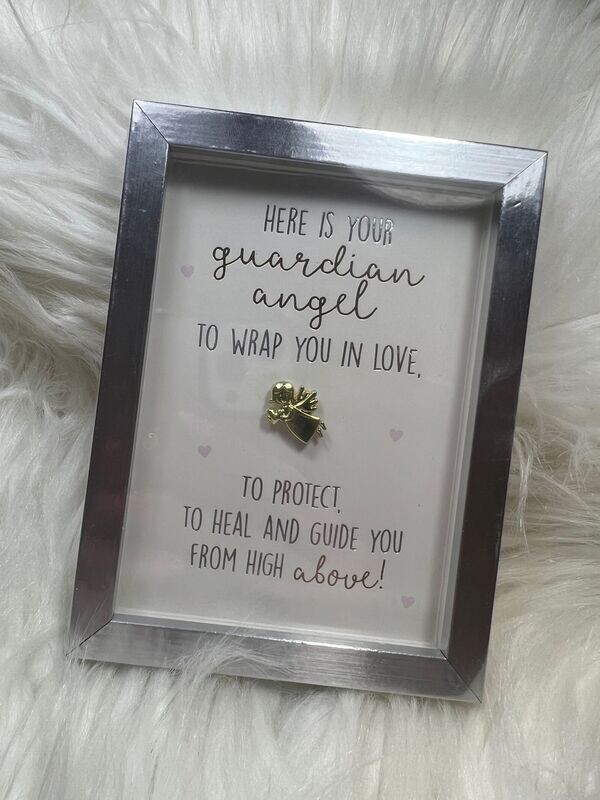 Here is you r guardian angel to wrap you in love - Fotolijst M