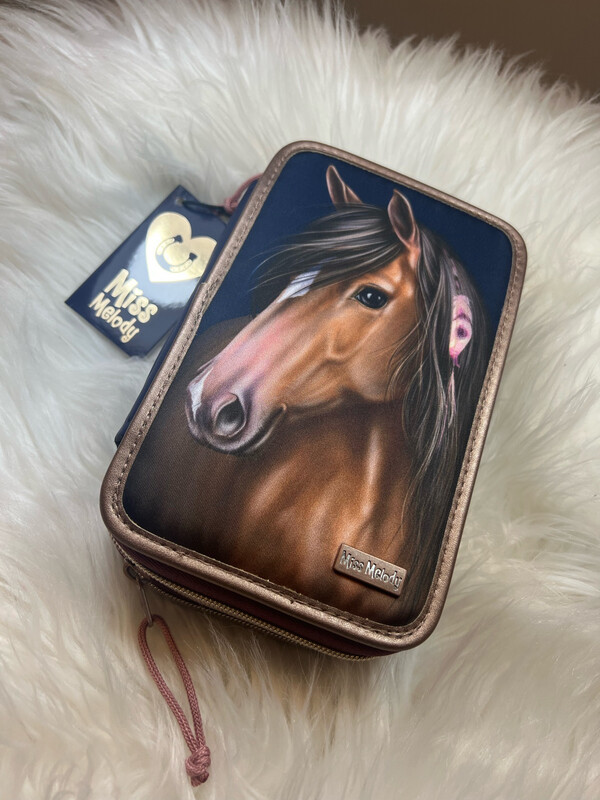 Miss Melody 3-vaks Etui Night Horse