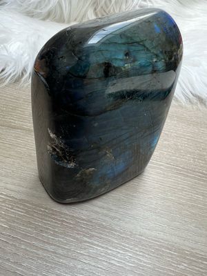 Labradoriet Gepolijst Uit Madagaskar 807 Gram