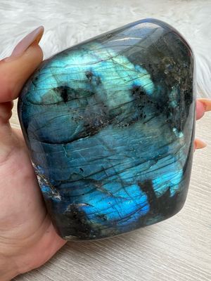 Labradoriet Gepolijst Uit Madagaskar 807 Gram