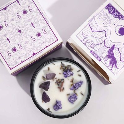 Hop hare magische kristallen bloemenkaars de maan