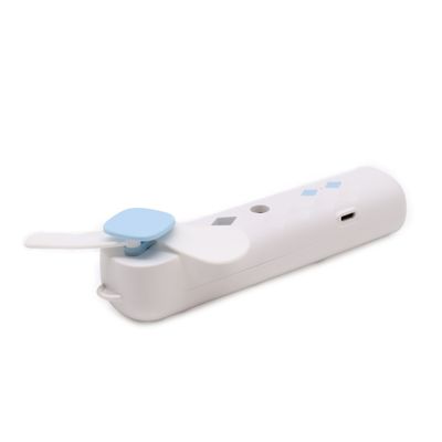 Witte nano mist gezichtsventilator &amp; spray
