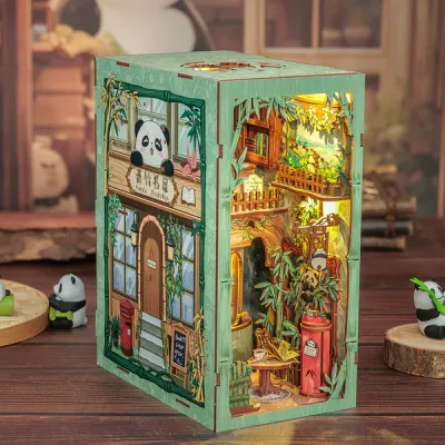 DIY booknook panda bookshop