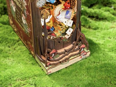 DIY booknook fall into wonder