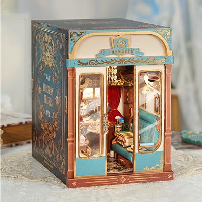 DIY book nook european travels