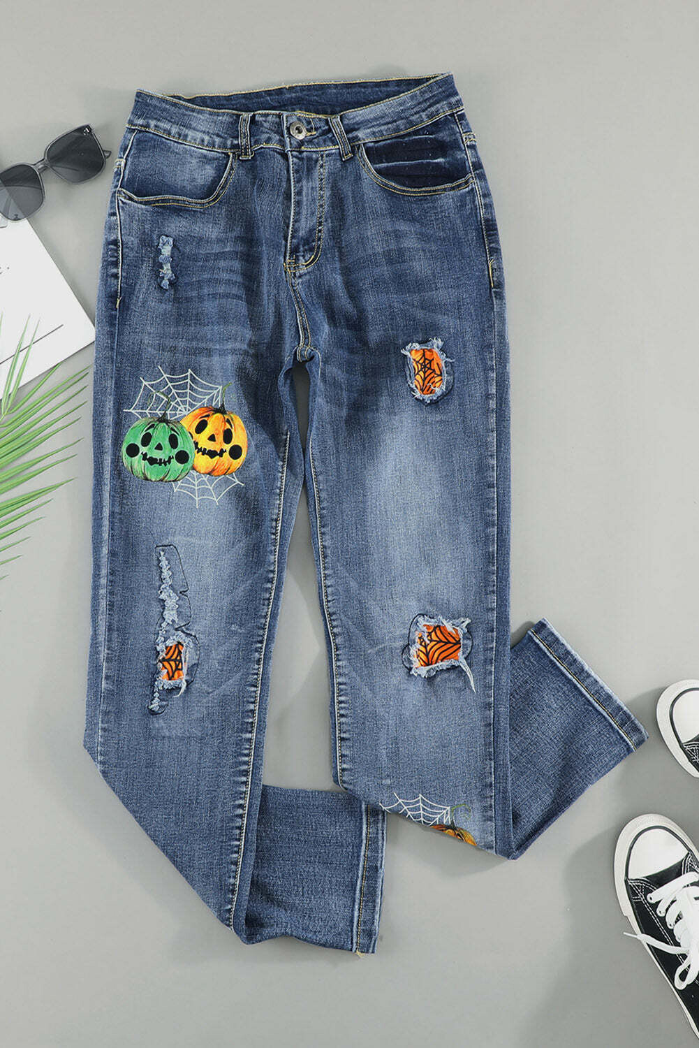 Halloween Graphic Patchwork Distressed Jeans, Size: M, Color: Denim