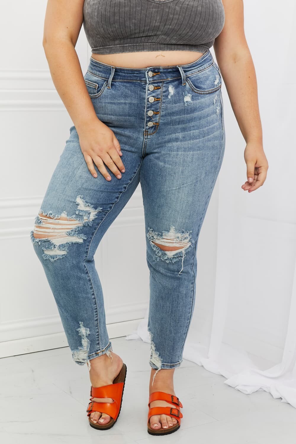 Judy Blue Maddison Full Size Boyfriend Jeans, Size: 22W, Color: Medium