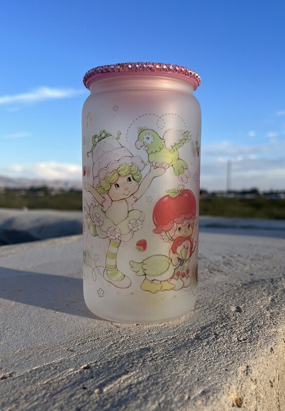 Strawberry &amp; Friends 16oz Frosted  Cup