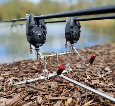 Carbon indicator integrated clip