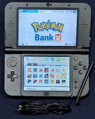 Custom &quot;New&quot; 3DS XL, 64 GB microSD, USB Charger