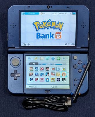 Custom Blue &quot;New&quot; 3DS XL, 64 GB microSD, USB Charger