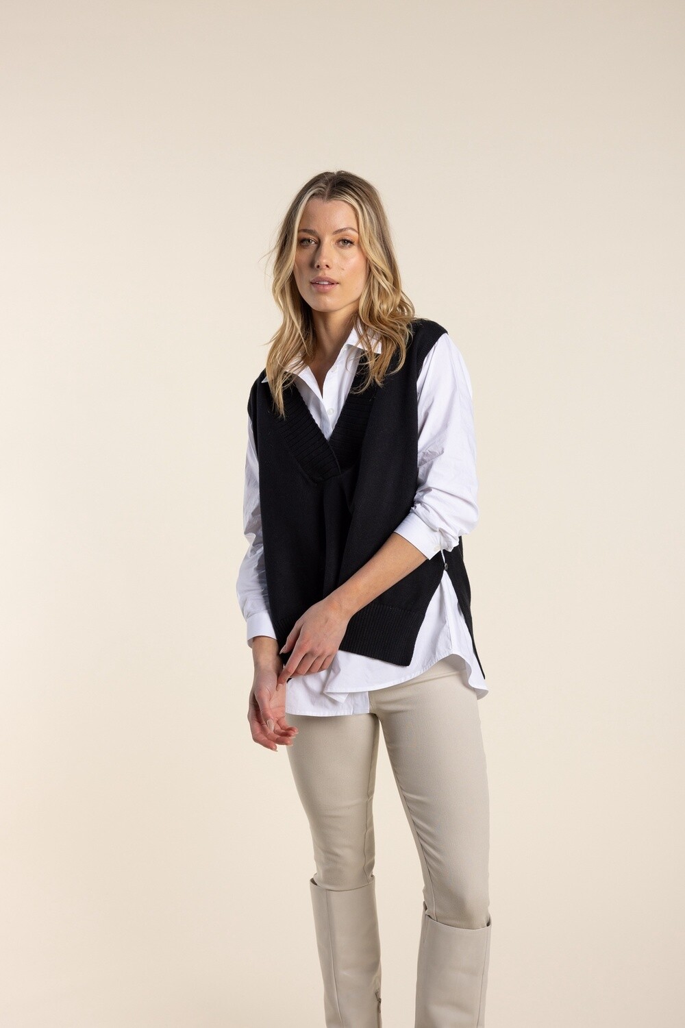 Two-T&#39;s - V Neck Vest With Side Buttons Black - 2709, Size: XS