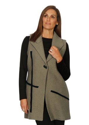 Jillian - Boiled Wool Vest Latte/Black 6051, Size: 10