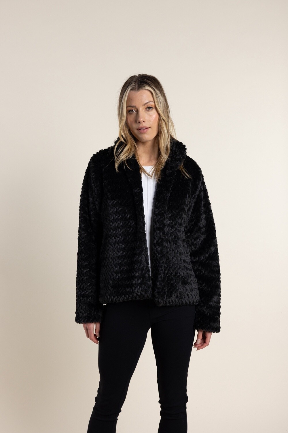 Two-T&#39;s - Textured Fur Jacket Black - 2761, Size: 8