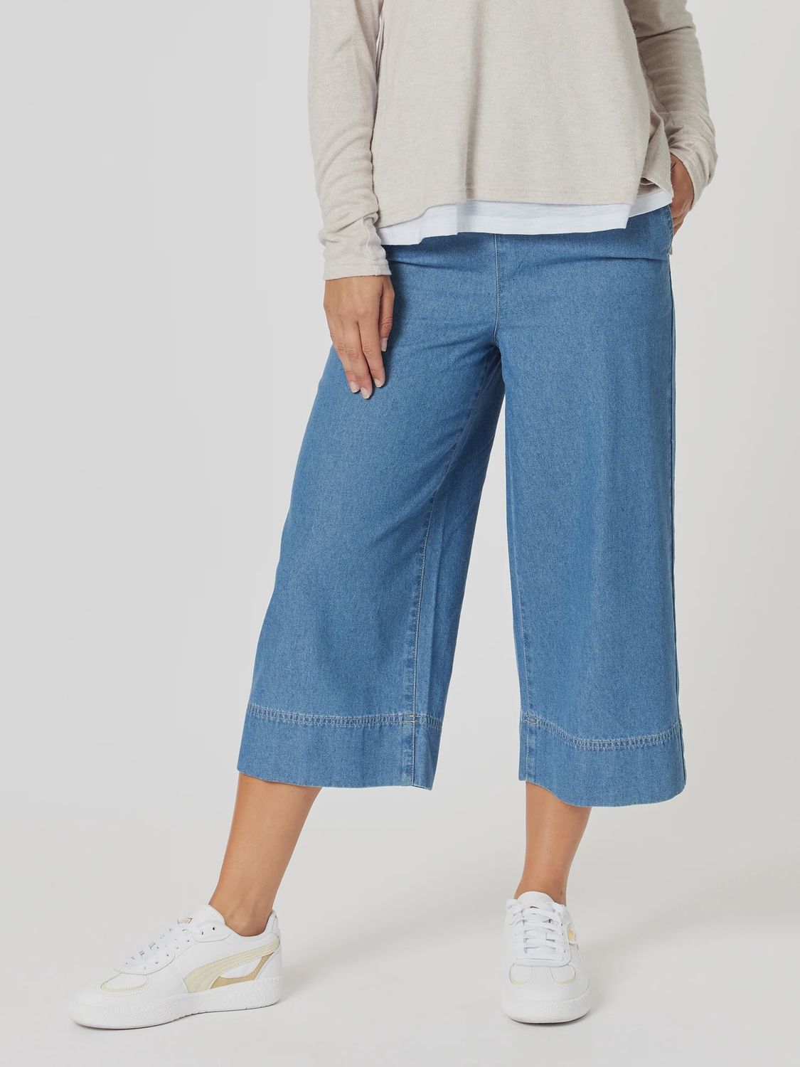 Threadz - Molly Wide Leg Cropped Pant / Denim 46546