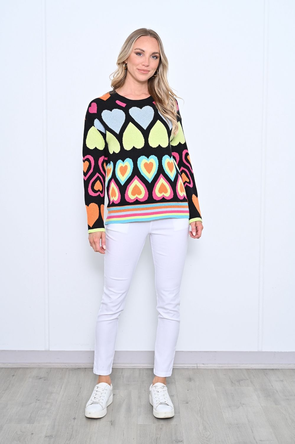 New U - Floral Knit / Black K2517-1