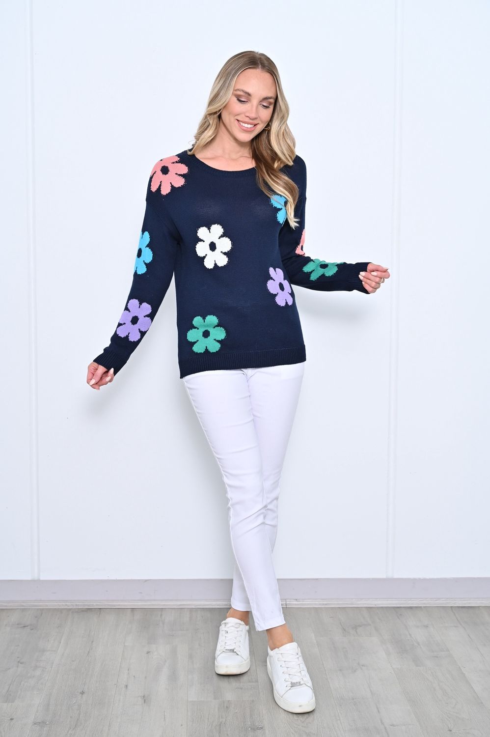 New U - Round Neck Knit / Navy K2504-2