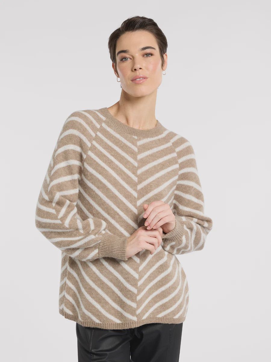 Marco Polo - Chevron Stripe Sweater / Ivory YTMP3598