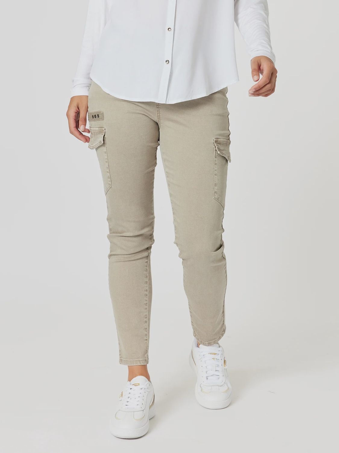 Threadz - Paige Cargo Jean / Washed Natural 46575