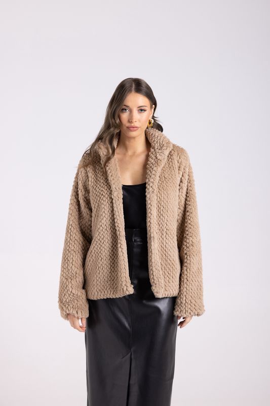 Two-T&#39;s - Short Teddy Coat / Oat 3098