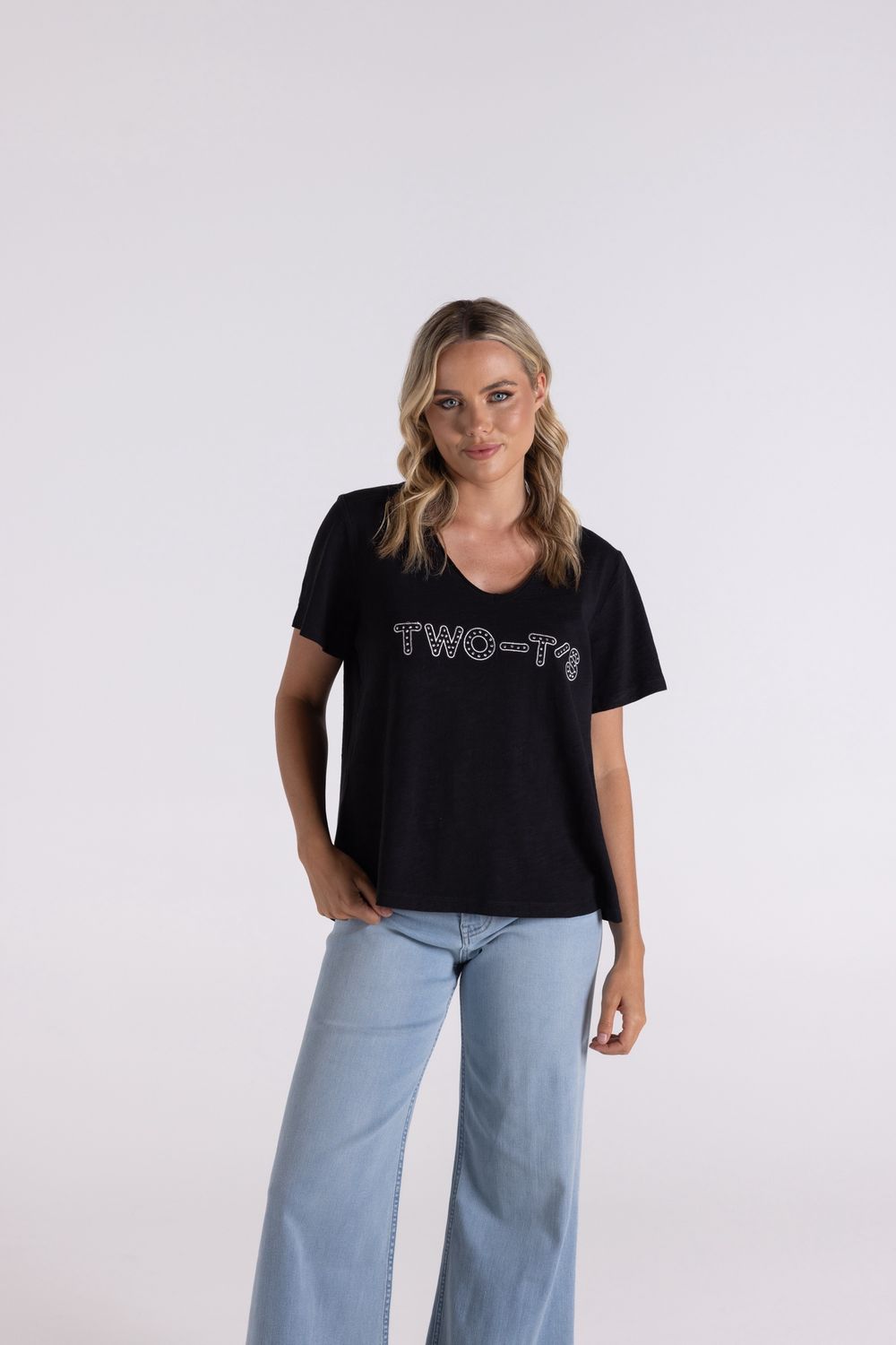 Two-T&#39;s - Raw V-Neck T-Shirt / Black 3112