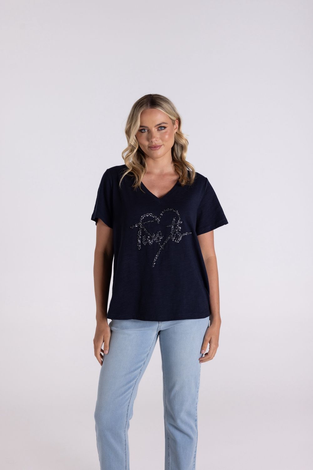 Two-T&#39;s – V-Neck Heart Logo Tee / Navy 3113