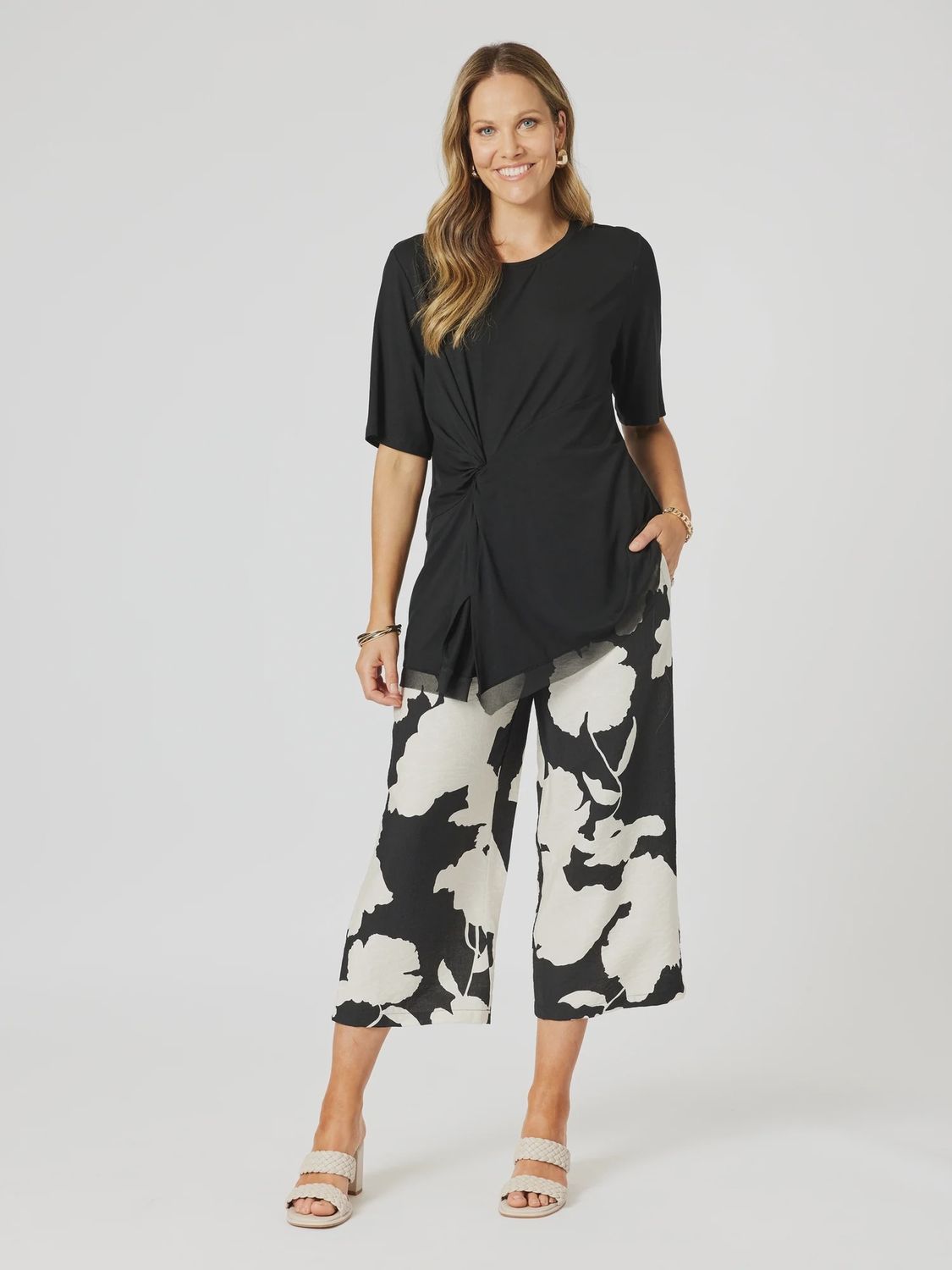 Clarity - Travel Twist Top / Black 48203