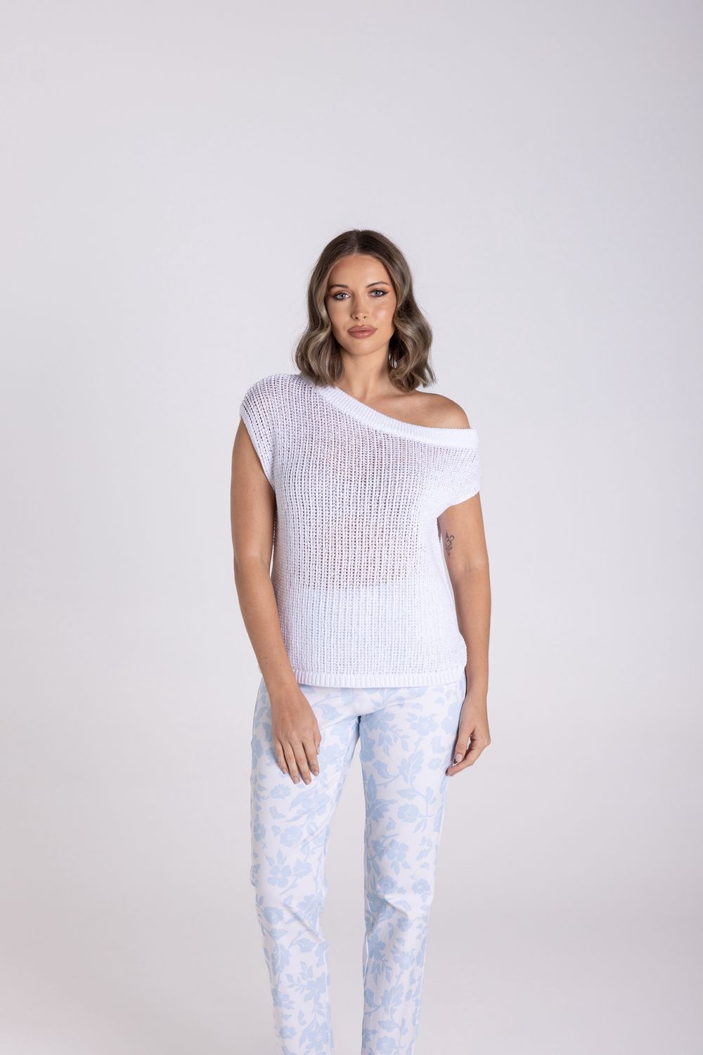 Two-T&#39;s - 7/8 Pull On Pant / Ice Blue - White 3167
